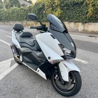 Yamaha T-Max 530 Abs