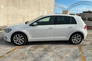 Volkswagen Golf 1.6 TDI 115 CV 5p. Highline BlueMo