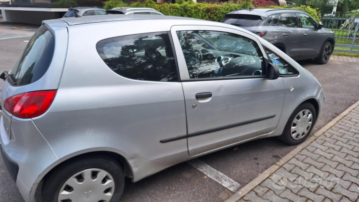 MITSUBISHI Colt 6ª serie