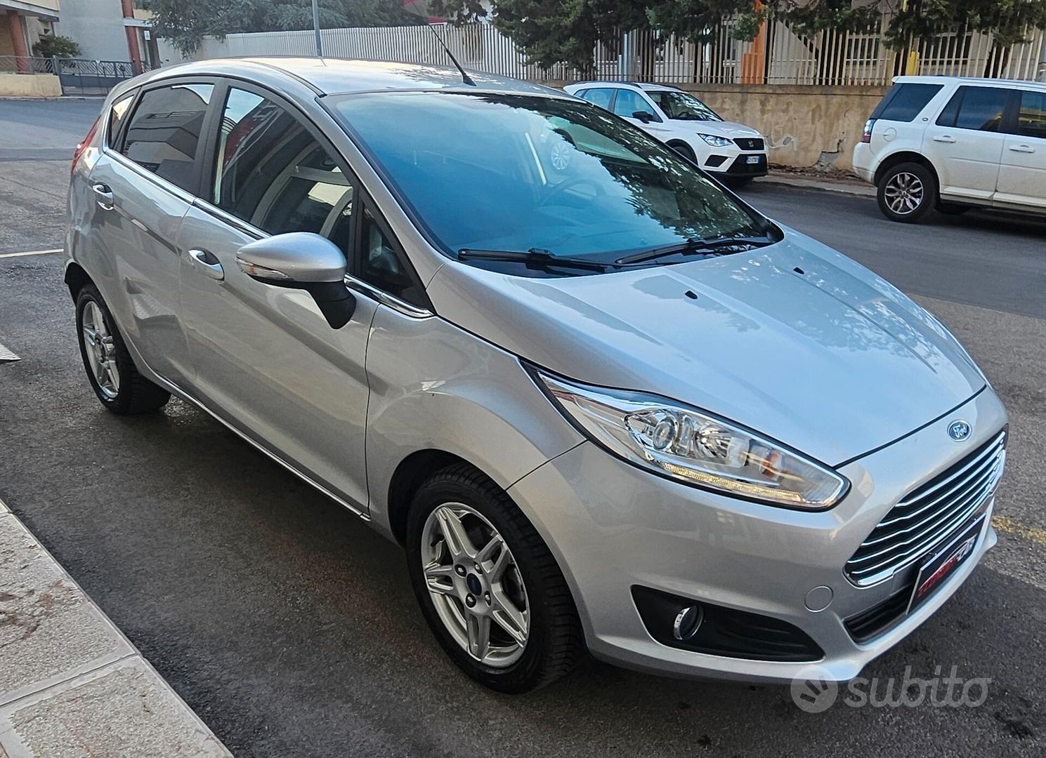 Ford Fiesta 2015 photo 2