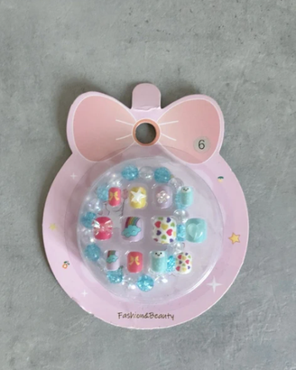 Unghie finte autoadesive per bambini