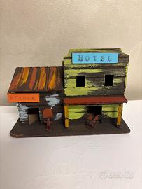 Mini West  Hotel MW 9 Pieffe  1:72 vintage legno