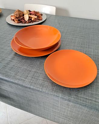 SERVIZIO DI PIATTI - 18 PEZZI - fuori produzione