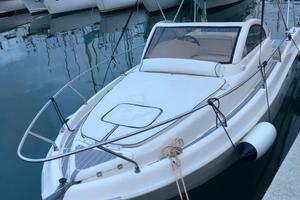 Barca cabinata open Schizzo 21 Elegance