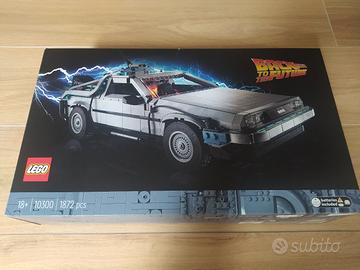 DeLorean LEGO 10300