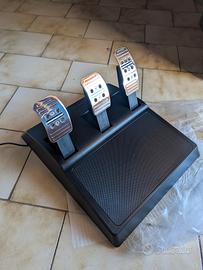 pedaliera thrustmaster