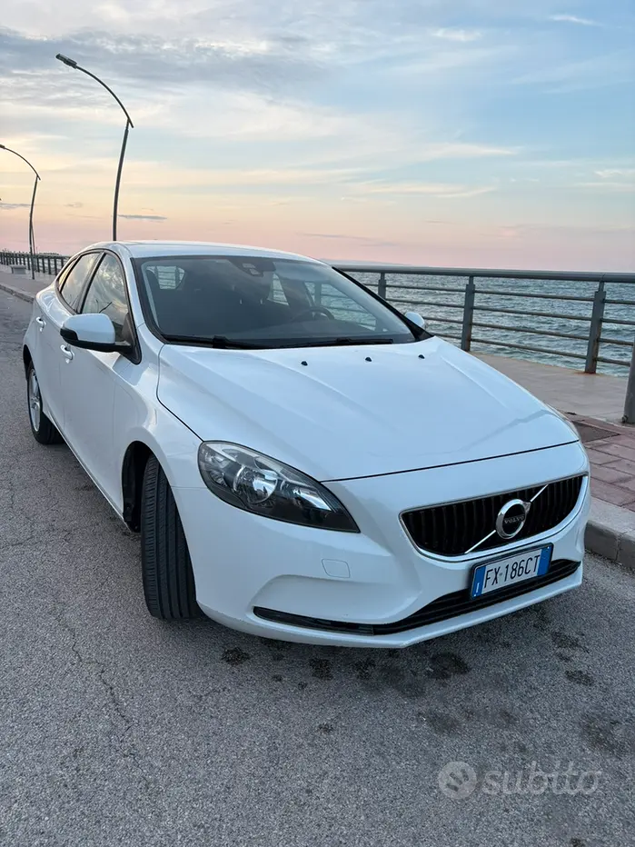 Volvo V40 (2012-2020)