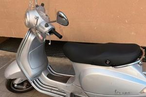 Vespa Lx 150