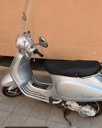 Vespa Lx 150