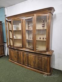 Credenza in legno di noce