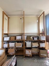 Scaffalatura in legno