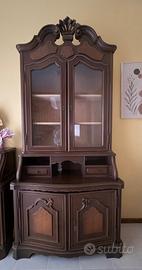 Antica credenza in legno massello