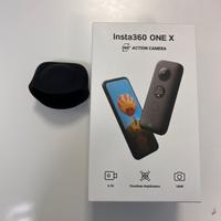 Insta 360 x one nuova mai usata con accessori