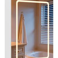 Mobiletto  bagno nuovo, mai utilizzato.