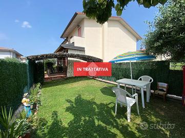 VILLA A SCHIERA A ERBUSCO