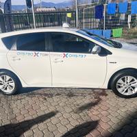 Toyota Auris Hybrid 1.8