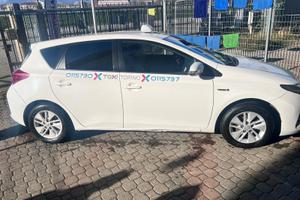 Toyota Auris Hybrid 1.8