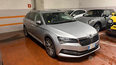 Skoda Superb 2.0 TDI EVO 200 CV- DSG-FULL-GARANZIA