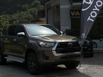 Toyota Hilux 2.8 D-4D A/T 4WD 48V 4 porte Double C