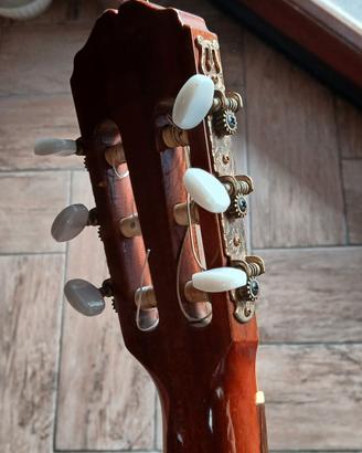 Takamine chitarra classica  amplificata 