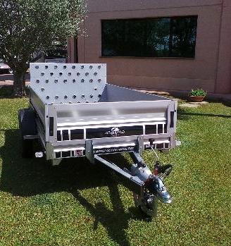 Carrello porta cose con sponde e rampa 2,4 x 1,3 m