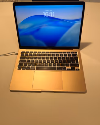 MacBook Air M1 2020 – 8GB RAM – SSD 256GB – Oro