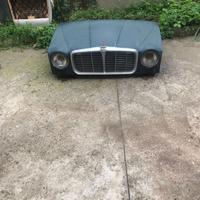 Cofano anteriore auto vintage