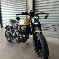 Ducati scrambler 800 icon yellow