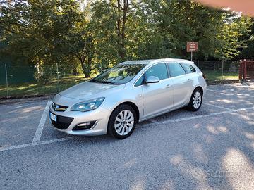 Opel Astra J Station Wagon 2016