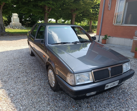 Lancia Thema 2.0ie