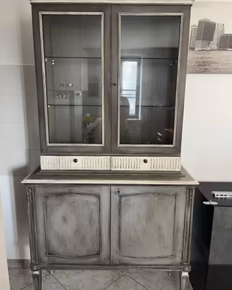Vetrina/Credenza Shabby Chic decapata - Restaurata