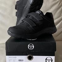 Scarpe ginnastica n.41nuove