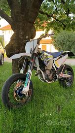 Husqvarna 450 motard