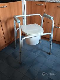 Sedia "comoda per WC" per anziani 