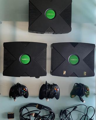 Xbox Serie 1 con controller e giochi assortiti