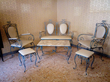 Pregevole Salotto artigianale stile liberty