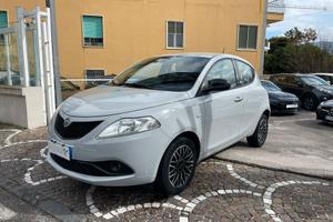 Ypsilon 1.2 69 CV 5 porte GPL Ecochic Gold