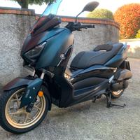 Yamaha X Max 125 Tech Max Verde-Oro in Garanzia