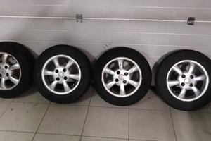 4 cerchi + gomme invernali 175/65/14