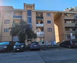 NEGOZIO A ROMA