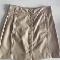 Gonna stradivarius in ecopelle beige