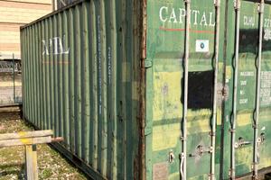 Container