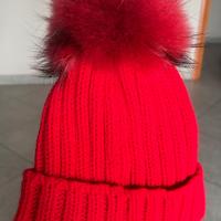 Cappello con pon pon