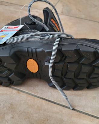 Scarpa Antinfortunistica