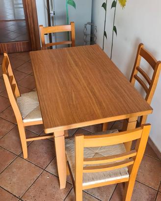 Tavolo da cucina Scavolini allungabile 