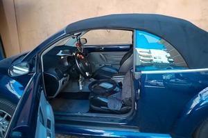 VOLKSWAGEN New Beetle - 2005