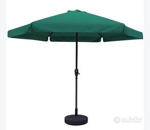 Ombrellone verde.