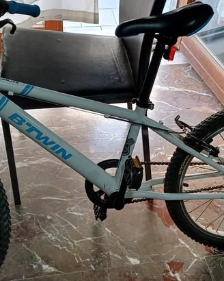 Mountain bike BTWIN Racing Boy 320