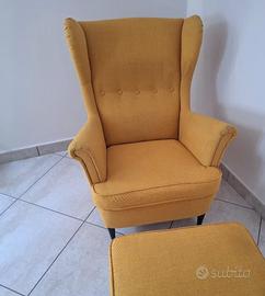 Poltrona Ikea con pouf