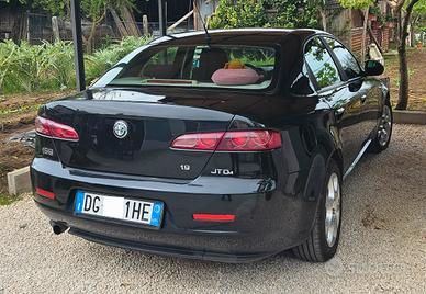 Alfa Romeo 159